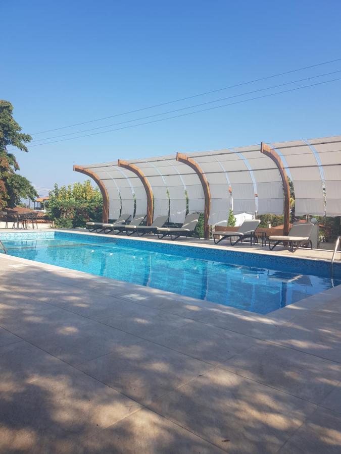 Captain'S Apartments Pefkochori Ngoại thất bức ảnh