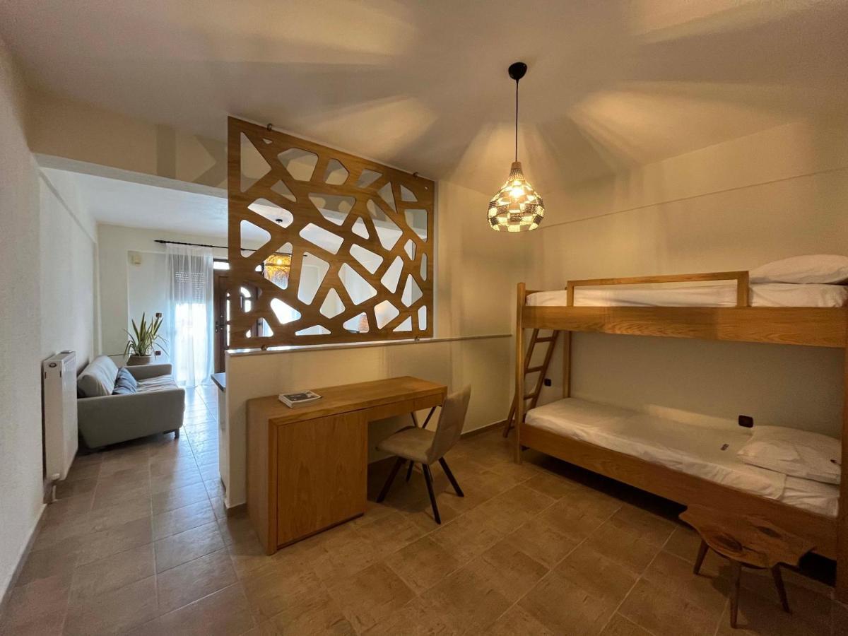 Captain'S Apartments Pefkochori Ngoại thất bức ảnh