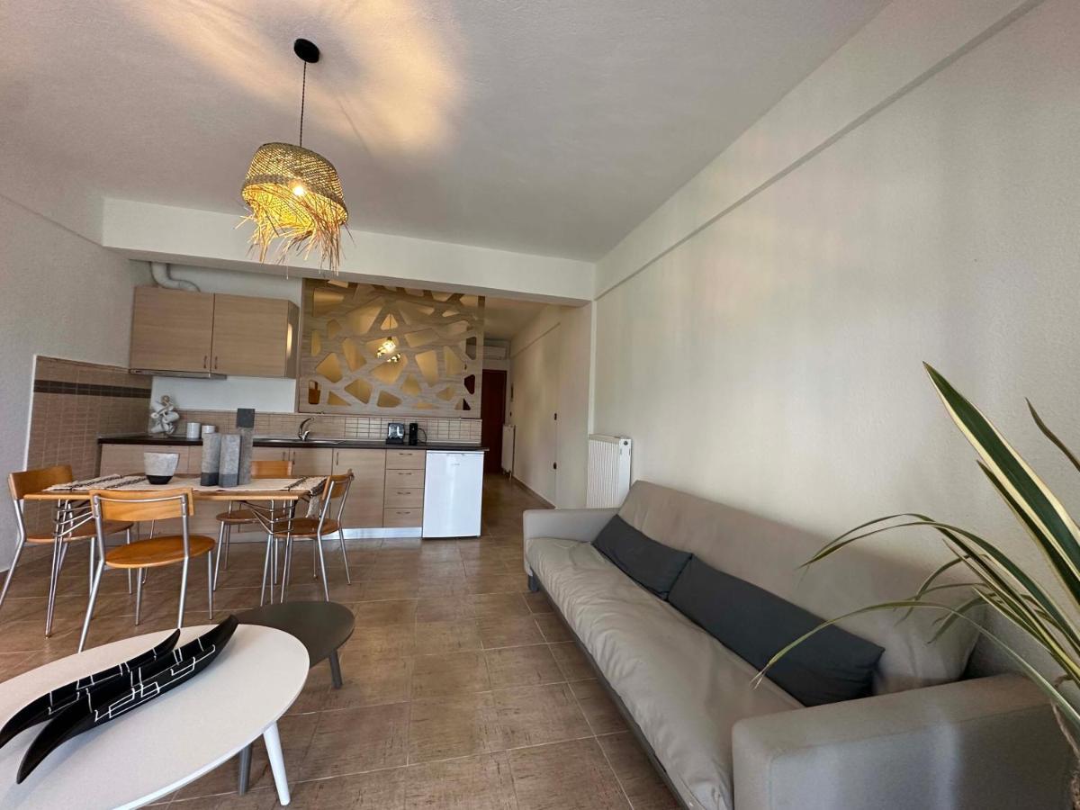 Captain'S Apartments Pefkochori Ngoại thất bức ảnh